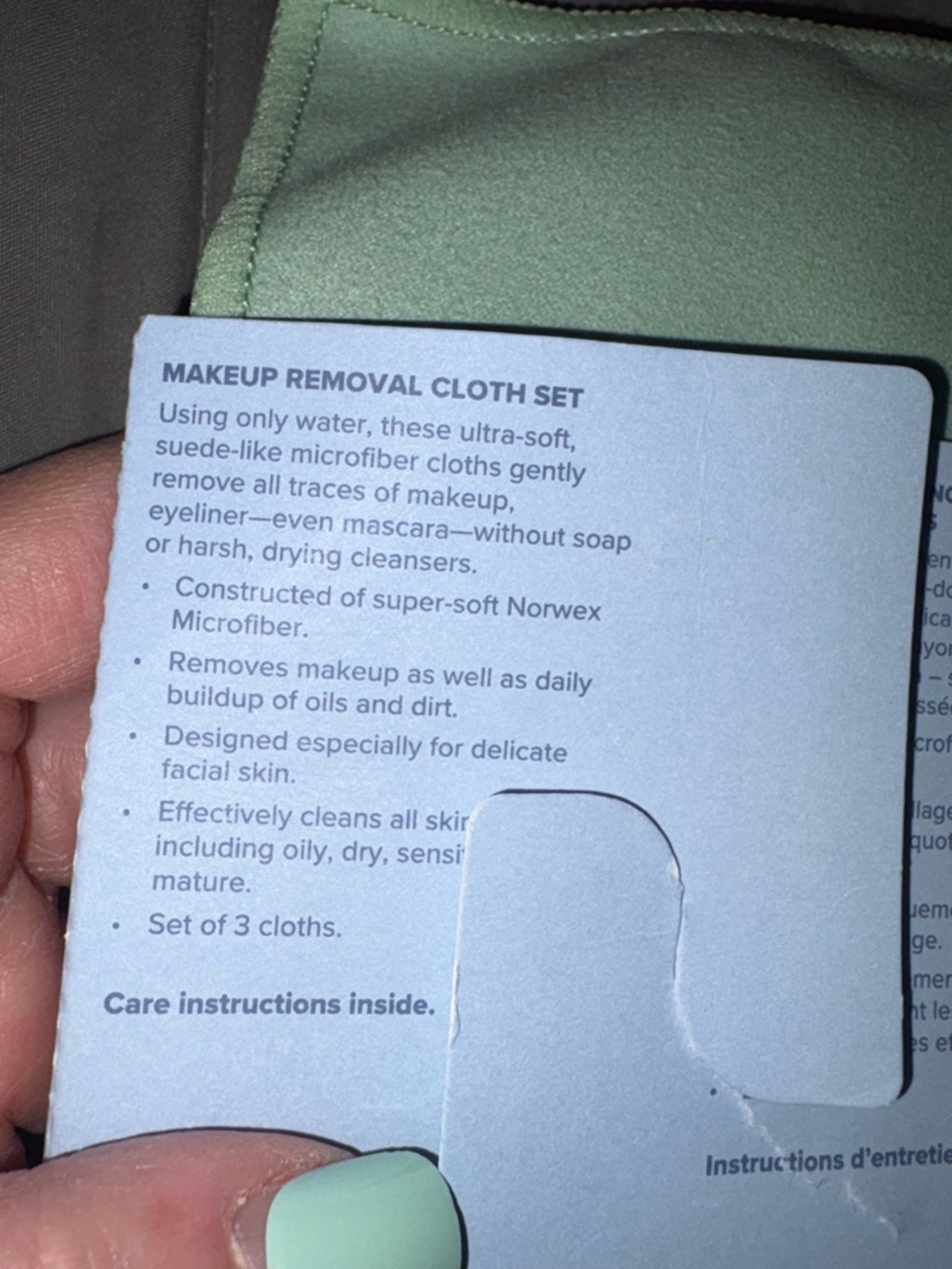 Norwex Face makeup remover cloths, pack of 2, never used but for one which I hav - Picture 6 of 6